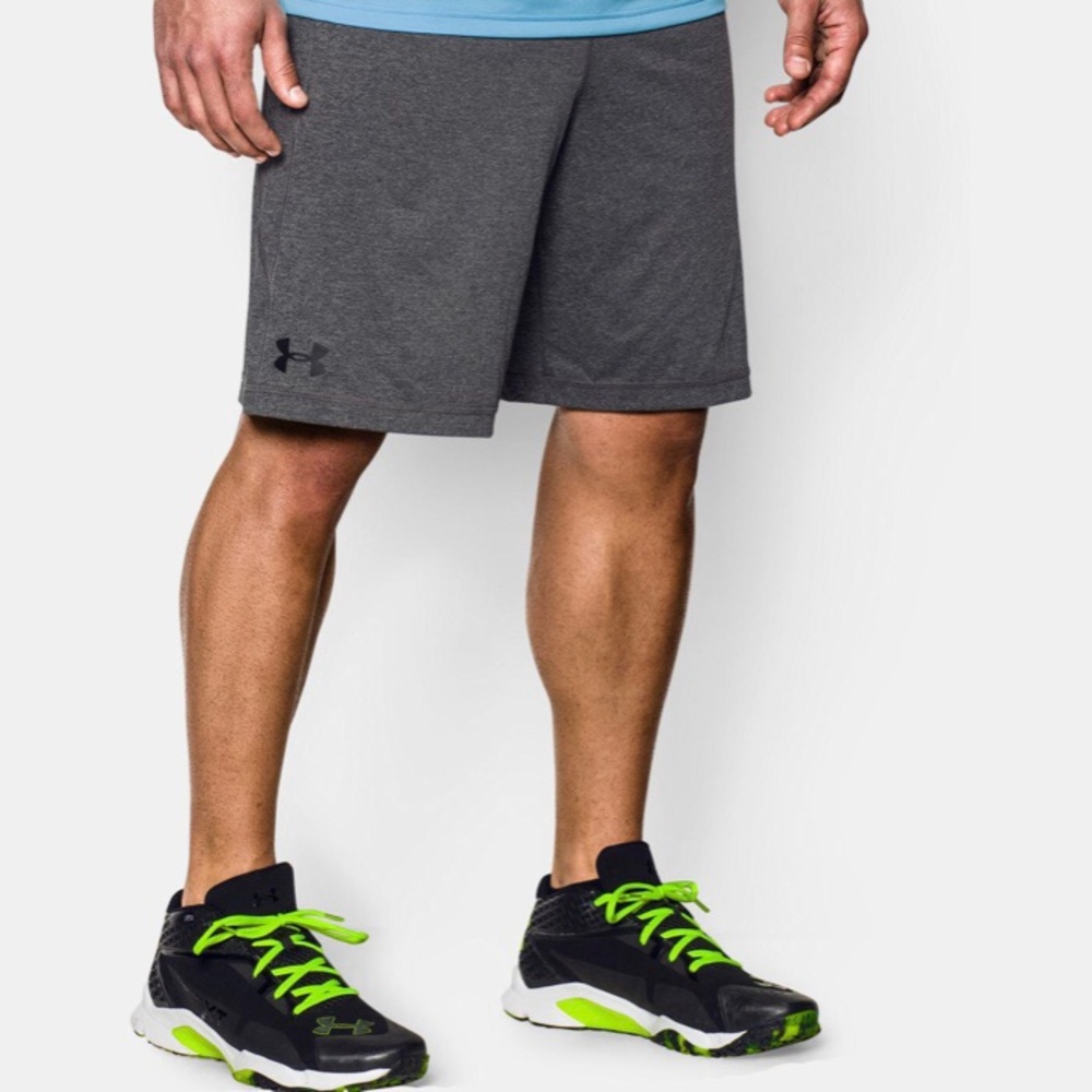Men’s Under Armour Raid 10” Pocketed Shorts - Picture 2 of 9
